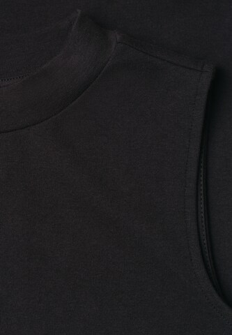 Street One Studio Top in Black