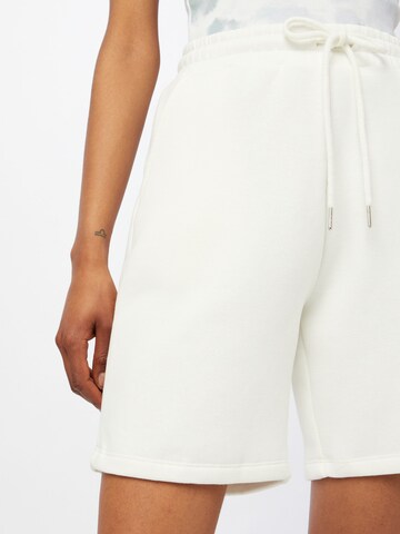 Wide Leg Pantalon 'PEVA-SHO' SISTERS POINT en blanc