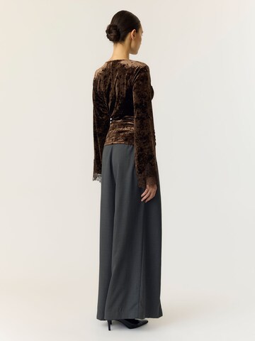 T-shirt 'YASVellia' YAS en marron