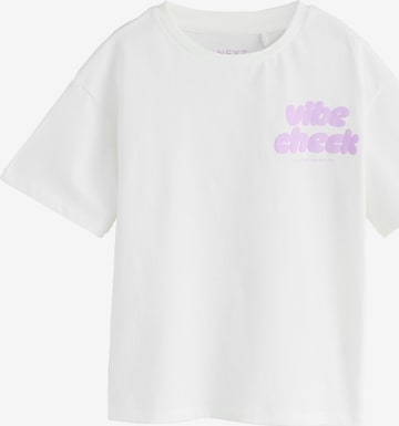 Next Paita värissä valkoinen: etupuoli