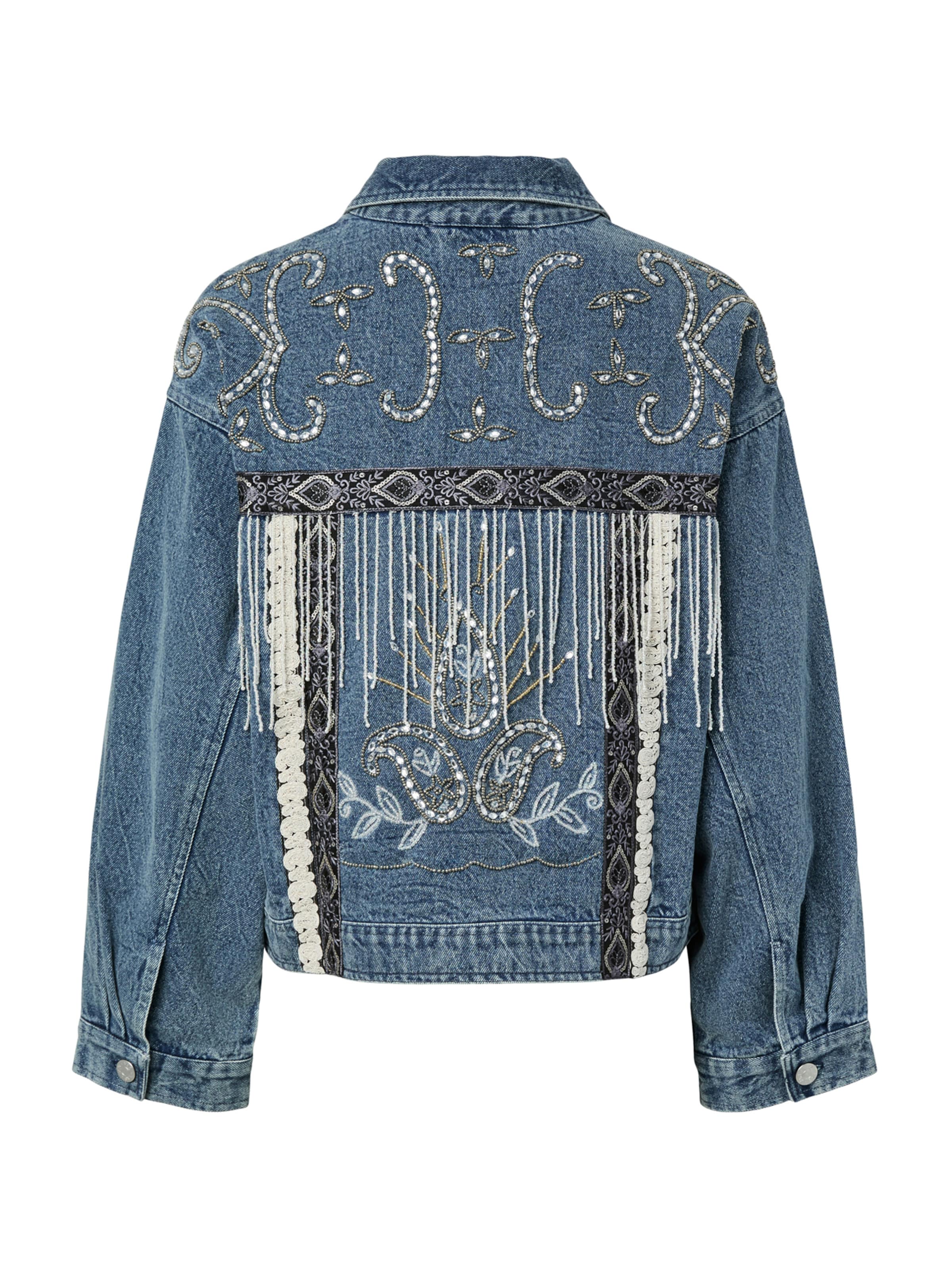 zils YAS Starpsezonu jaka 'YASVISION'