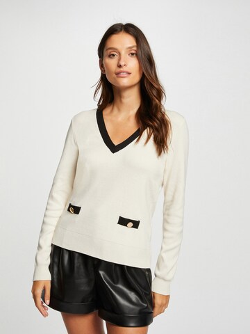 Morgan Sweater in Beige: front