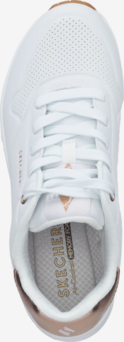 Sneaker bassa 'Uno-Golden Air' di SKECHERS in bianco