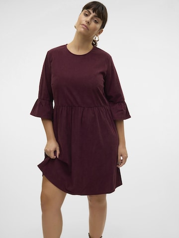 Robe 'VMCVilja' Vero Moda Curve en rouge