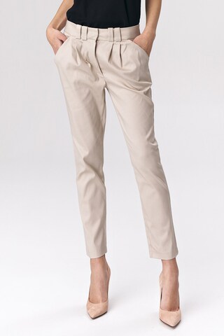 NIFE Pleat-Front Pants in Beige: front