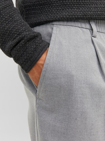 JACK & JONES - Loosefit Pantalón chino 'Karl' en gris