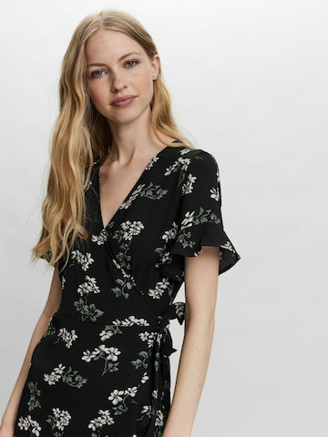 VERO MODA Mekko 'Saga' värissä musta