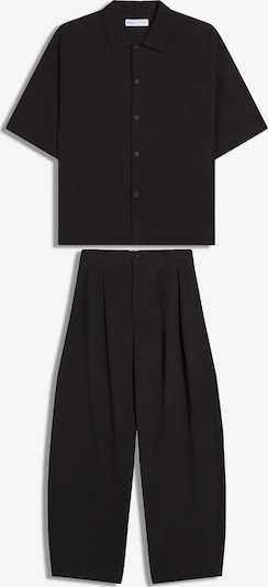 Bershka Juoksupuku koossa XS värissä musta, Tuotenäkymä