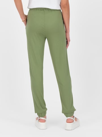 regular Pantaloni 'Alice' di Alife and Kickin in verde