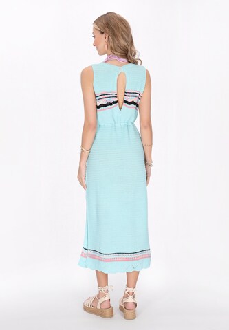 IZIA - Vestido de punto 'Ethno' en azul