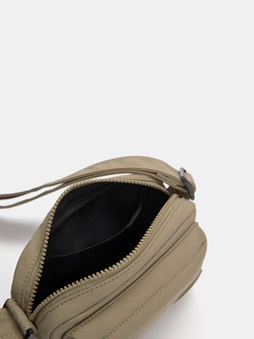 Pull&Bear Umhängetasche in Beige