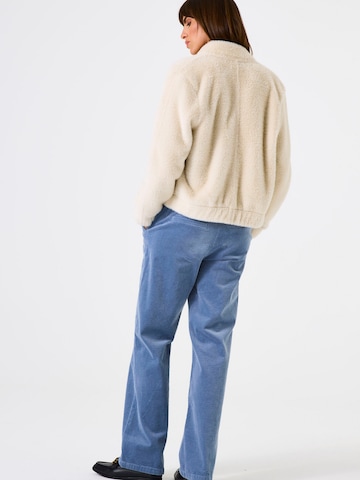 GARCIA Between-Season Jacket in Beige