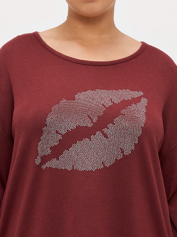 ONLY Carmakoma - Camiseta 'CARMALBA' en rojo