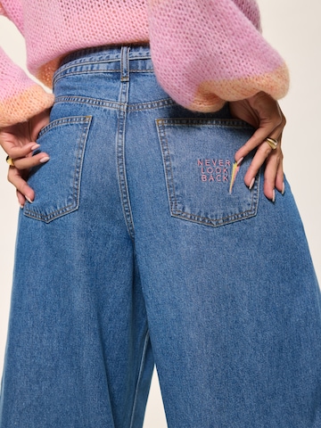Kamila Šikl Lużny krój Jeansy w kolorze niebieski
