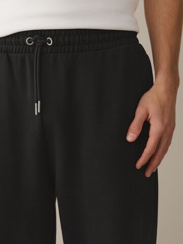 Tapered Pantaloni di Next in nero