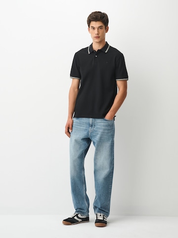 Tricou de la Next pe negru