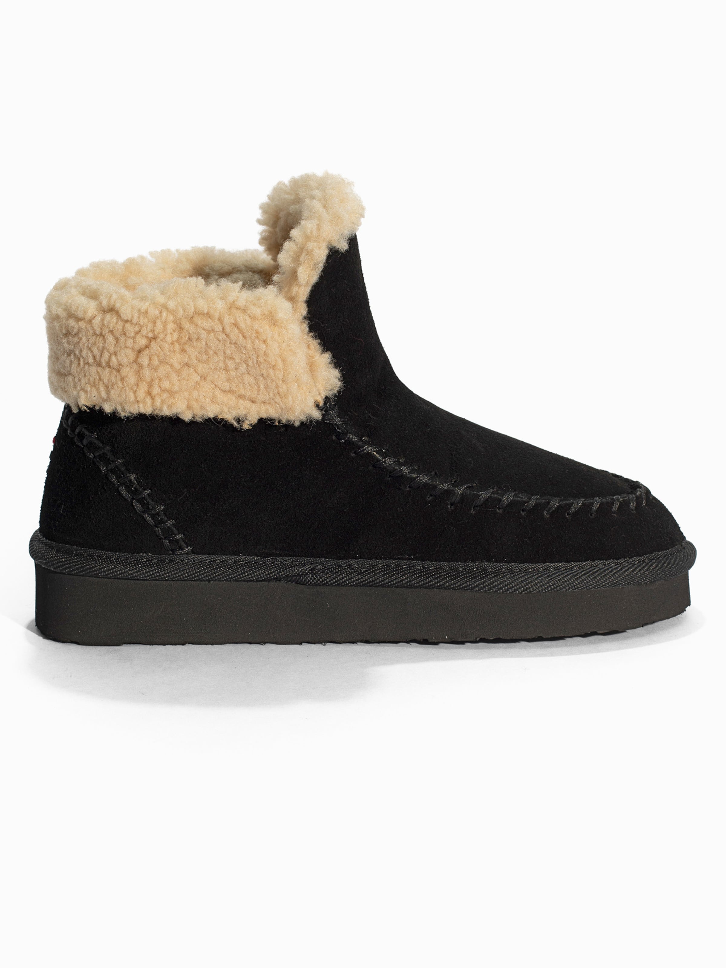 Minnetonka Boot 'CHANDRA' i svart