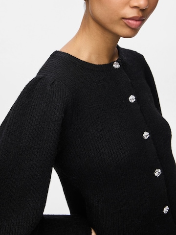 PIECES Gebreid vest 'PCAnnie' in Zwart