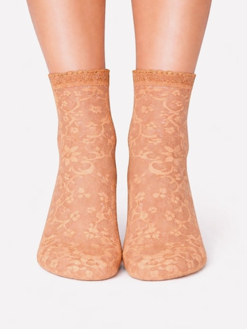 Lycille Fine Stockings in Beige: front