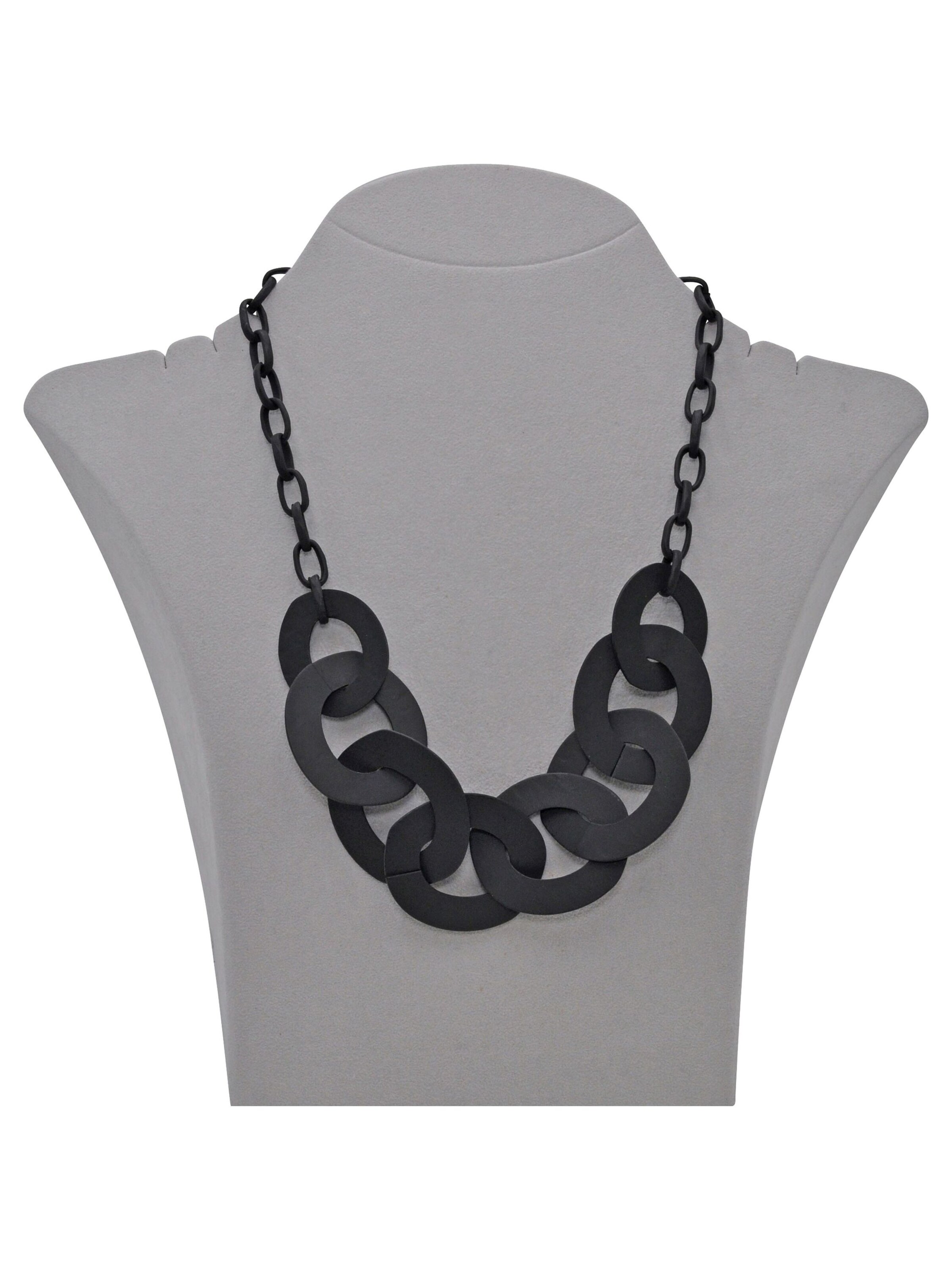 Steuer Necklace in Black