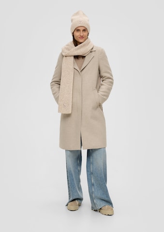 s.Oliver Sjaal in Beige