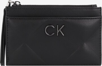 Étui Calvin Klein en noir : devant