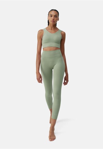 Born Living Yoga Top 'Annapurna' in Green