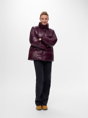 VERO MODA - Chaqueta de invierno 'VMSABRINA' en rojo