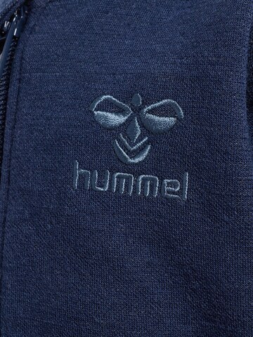 Hummel Sportsweatjacke in Blau