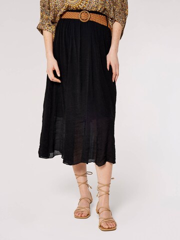 Apricot Skirt in Black: front