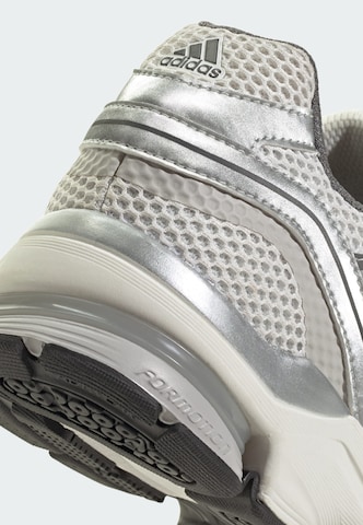 ADIDAS SPORTSWEAR - Zapatillas deportivas bajas 'Spiritain 2000' en blanco