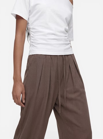 studioselect Дънки Tapered Leg Панталон 'Maura' в кафяво