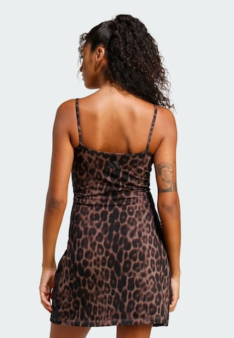 ruda ADIDAS SPORTSWEAR Sportinė suknelė 'Seasonal Essentials'