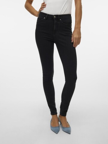 VERO MODA Skinny Jeans 'Sophia' in Schwarz