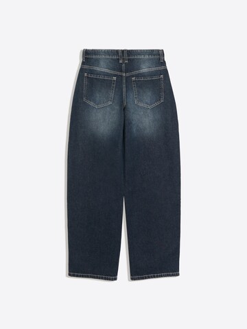 Bershka Barrel Jeans in Blue