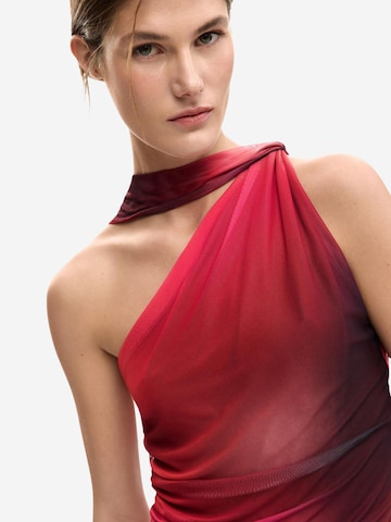 Top di Desigual in rosa