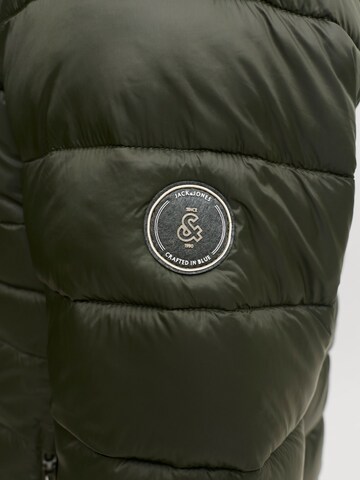 žalia JACK & JONES Demisezoninė striukė 'JJEKingsley'
