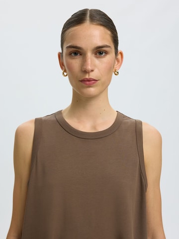 SELECTED Jurk 'SLFEssential' in Bruin