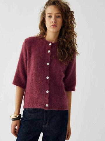 Cardigan ' Kae ' Noella en rouge : devant