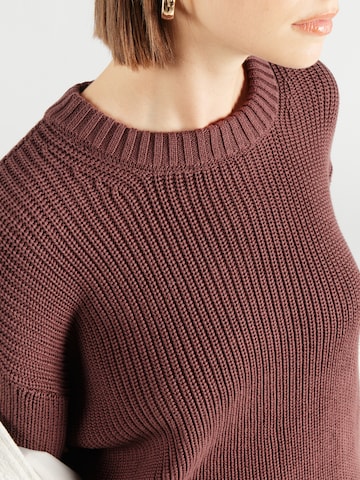 mazine Sweter w kolorze brązowy