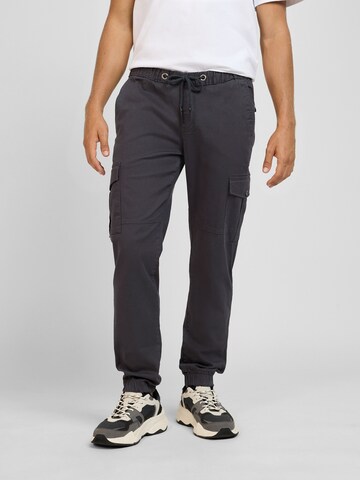 Pittman Tapered Cargo Pants 'Darius' in Grey: front