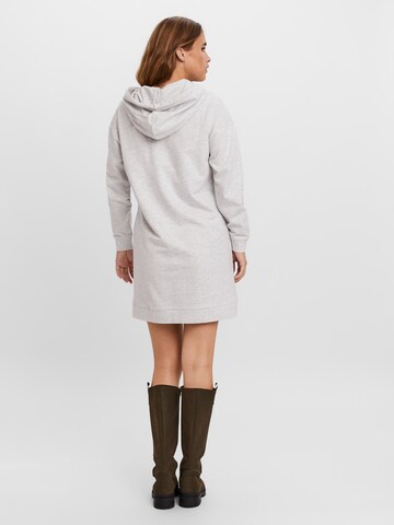 Robe 'Octavia' VERO MODA en gris