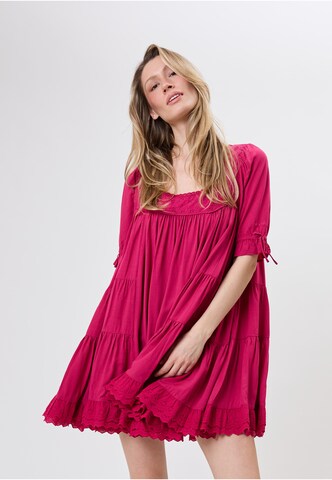 Robe d’été 'Isla' OH APRIL en rouge : devant