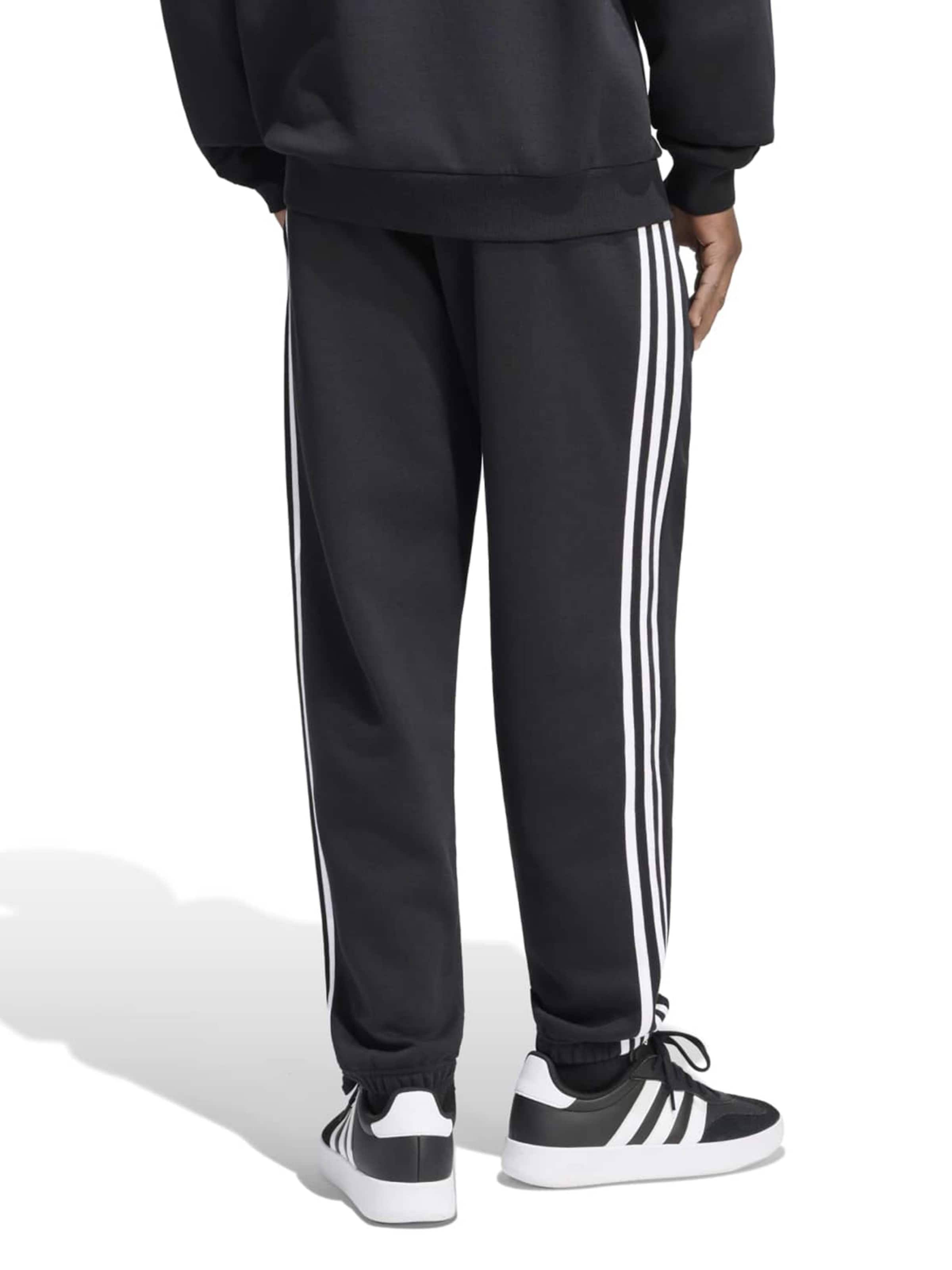 Tapered Pantaloni sport de la ADIDAS SPORTSWEAR pe negru