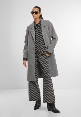 Urban Classics Jacke in Grau