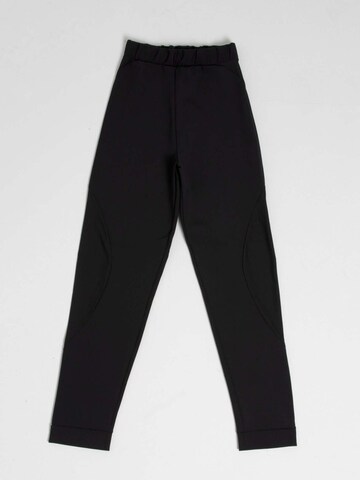 HACOY Skinny Leggings in Black: front