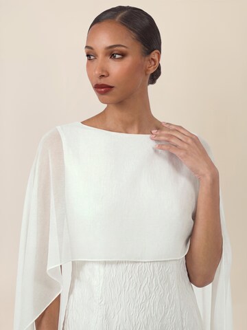 APART Kleid in Beige