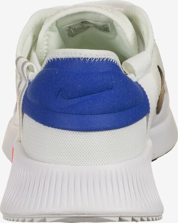 Nike Sportswear Platform trainers 'Reposto' in White