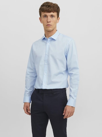JACK & JONES - Slim Fit Camisa 'JJJoe' em azul: frente