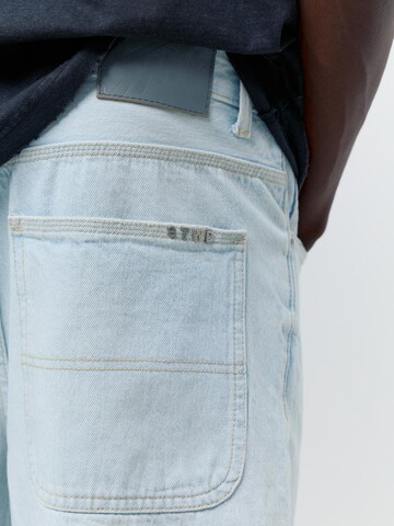 Pull&Bear Baggy Housut värissä sininen